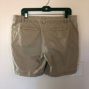 Women’s Khaki shorts